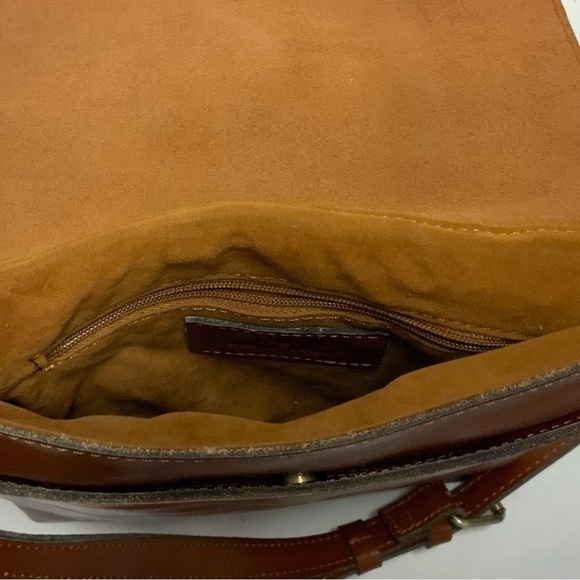 Patricia Nash Crossbody Purse w/Matching Wallet - Picture 9 of 14